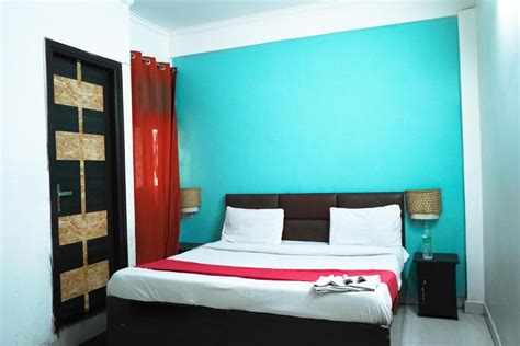 Hotel Sky Residency - Near Utam Nagar, New Delhi, India - Booking.com