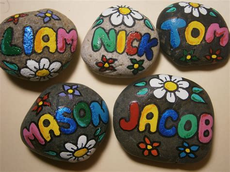 Famous Easy Pebble Art Ideas References