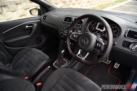 2015 Volkswagen Polo GTI review - track test (video) | PerformanceDrive