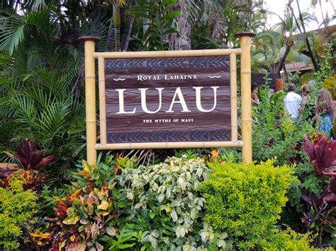 Eat Drink And Be Me: Royal Lahaina Luau