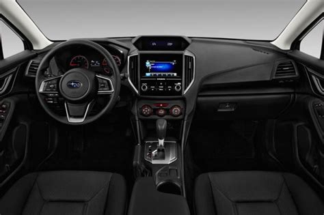 2017 Subaru Impreza Pictures: Dashboard | U.S. News & World Report