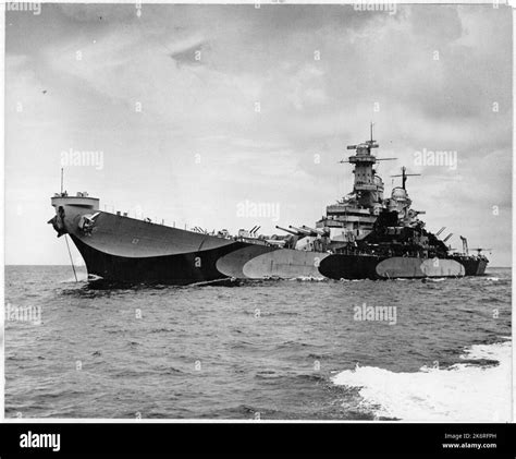 Photograph of the USS Missouri (BB-63 Stock Photo - Alamy