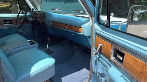 1977 Chevrolet K5 Blazer Interior - YouTube