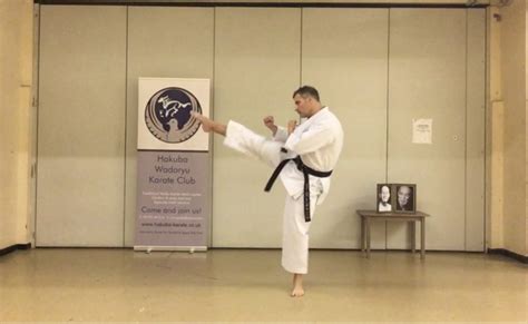 Mawashi-geri – Hakuba Karate Dojo