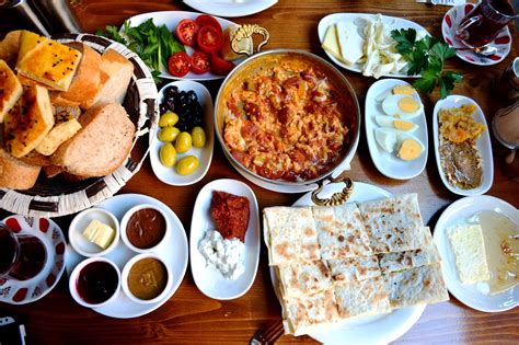 TURKEY | 10 things you must eat in Istanbul • The Cutlery Chronicles