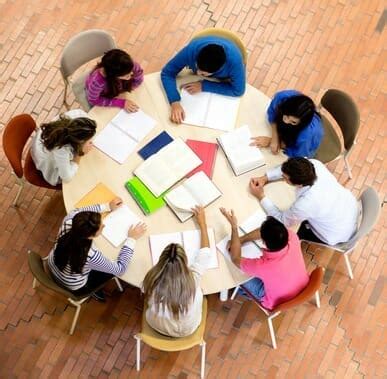 Want to Join a Writing Group? 8 Places to Look