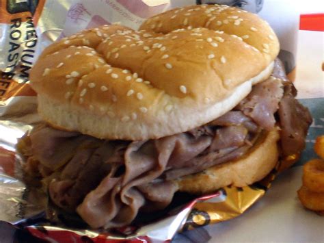 File:Arbys Roast Beef Sandwich.jpg - Wikimedia Commons