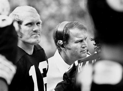 Chuck Noll, Coach of Steelers’ 1970s Dynasty, Dies at 82 - The New York ...