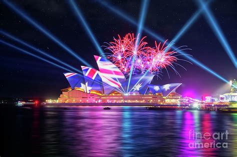 Fireworks at Sydney Opera House Photograph by Philipp Glanz