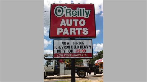 O'Reilly's Auto Parts - Texas Custom Signs