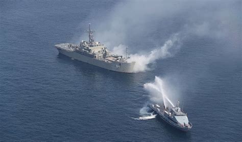 Iranian warship Alborz enters the Red Sea : r/worldnews