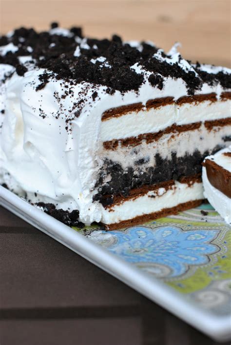 Oreo Ice Cream Cake: Easy Frozen Fun - Food Fanatic