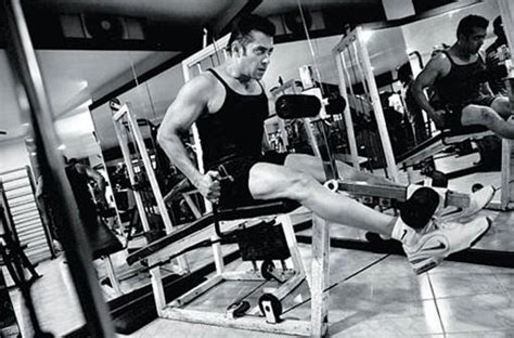 Salman Khan Workout Schedule, Diet and Bodybuilding Tips | Born to Workout