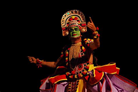 Ottan Thullal: Kerala's Colorful Classical Dance Form - 4Kerala