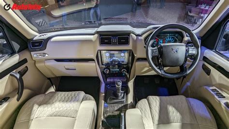 Mahindra Scorpio Classic exterior, interior, specs and features ...