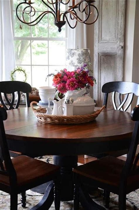 Small Round Dining Table Decor Ideas