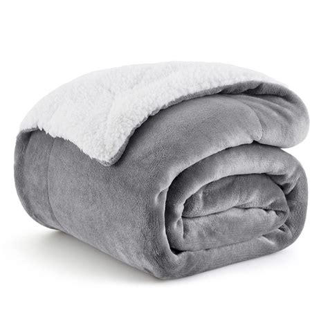 Buy BedsureSherpa Fleece Throw Blanket for Couch - Thick and Warm ...