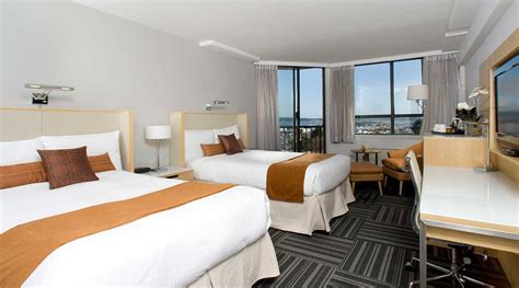 Coast Bastion Hotel, Nanaimo Nanaimo | BC Ferries Vacations