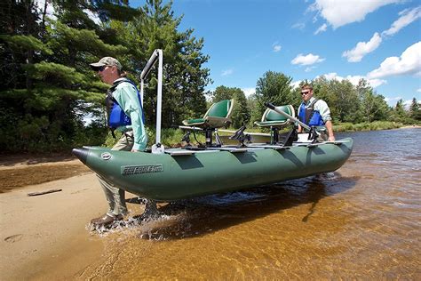 Top 3 Best INFLATABLE Pontoon Boats (cruising & fishing) Review 2022