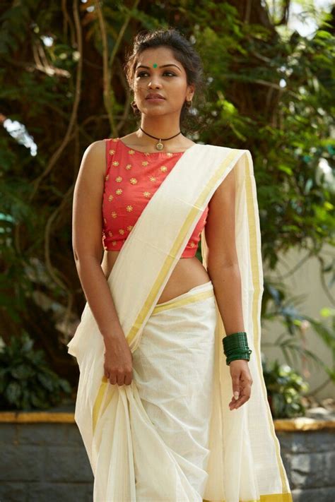 35 Gorgeous Kerala Saree Blouse Designs to try this year || Styling ...