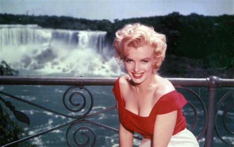 Niagara (1953) - A Review