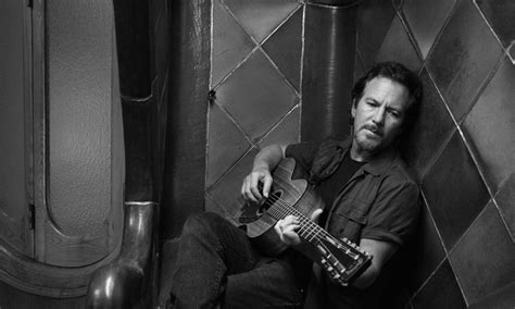 Eddie Vedder’s Earthling Debuts As Top-Selling Album In North America