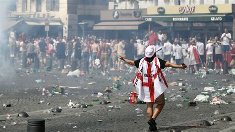 Football hooligans: Firms, films & violence culture among supporters ...