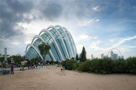 Cloud Forest & Flower Dome, Singapore :: Behance