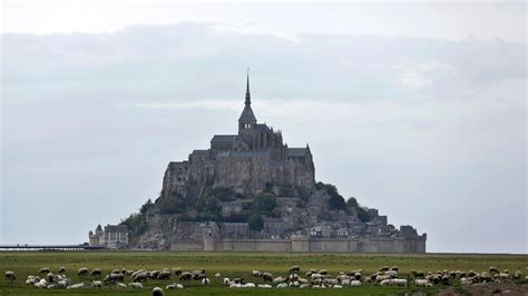 France’s spectacular abbey Mont-Saint-Michel celebrates 1,000th ...