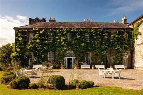 Ballymaloe House is a Bar and a Restaurant in Castlemartyr - Raisin