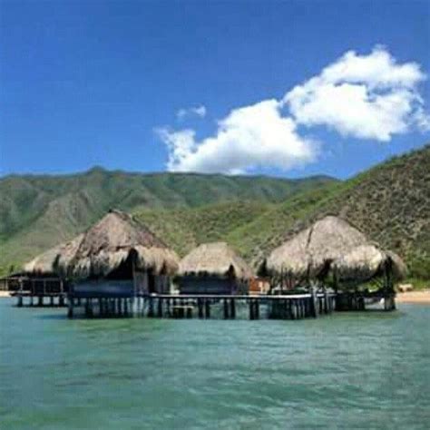 Palafitos en el Golfo de Cariaco. Estado Sucre. Venezuela. | Outdoor ...