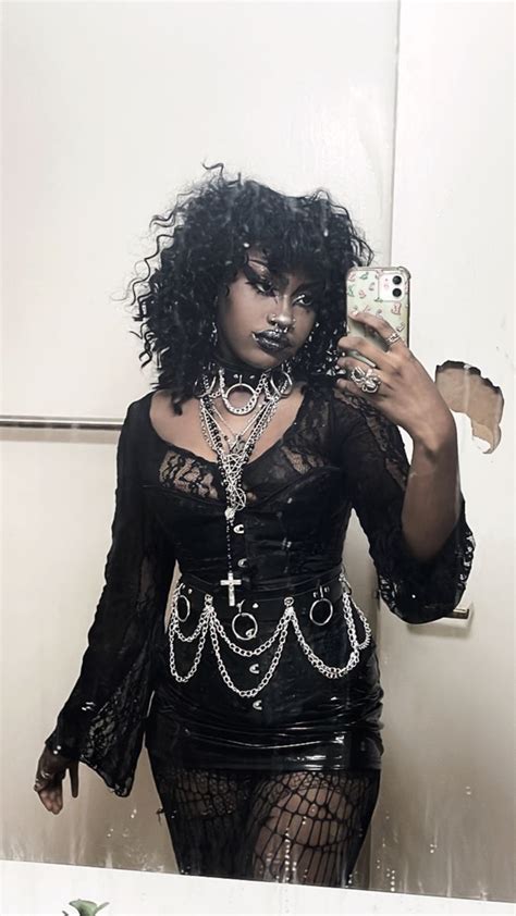 @_xotay_gecx | Goth fashion, Goth outfit inspo, Goth outfits