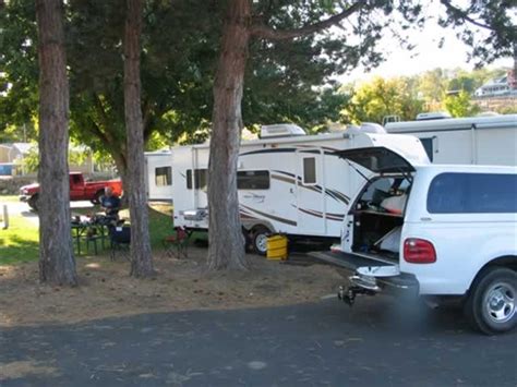 Wasco County Maupin City Park, Maupin, OR - GPS, Campsites, Rates ...