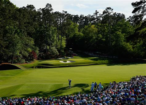 At the Masters’ 12th Hole, Shots Are Left Twisting in the Wind - The ...