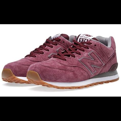 VERY RARE - New Balance 574 - Purple suede