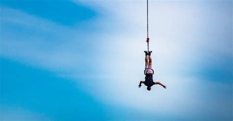 10 Highest Bungee Jumps in the World | Manawa