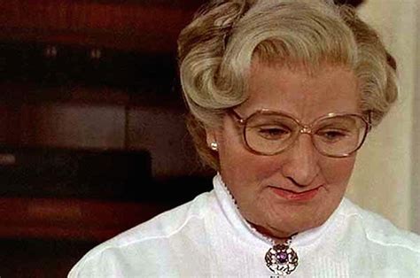 The Actual Makeup From "Mrs. Doubtfire" Was Even More Intense Than You ...