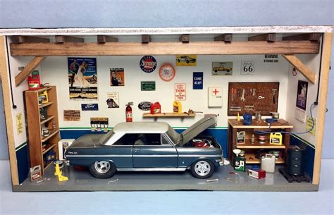 1:18 Scale Garage Diorama 20W x 11H x 5.5D | Etsy