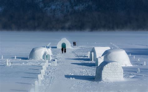 Eskimo Igloo Village