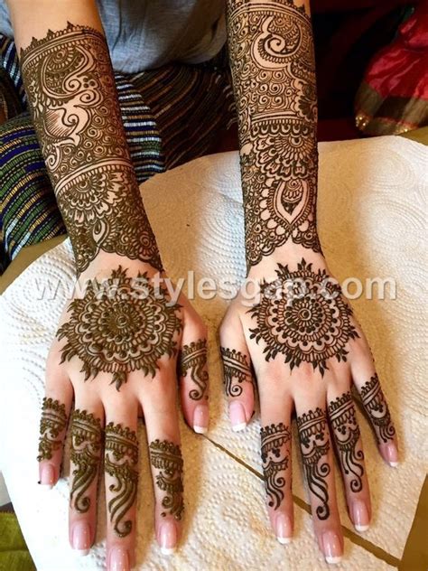 Latest Bridal Mehndi Designs Collection 2020-2021 for Wedding Brides