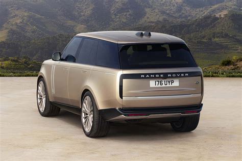 2023 Range Rover SUV | Uncrate