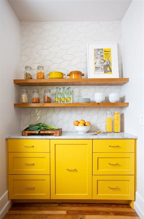 11+ Suggestions For Yellow Kitchen Island