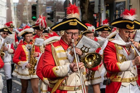 How and Where To Celebrate Karneval and Fasching in Germany (2023 ...