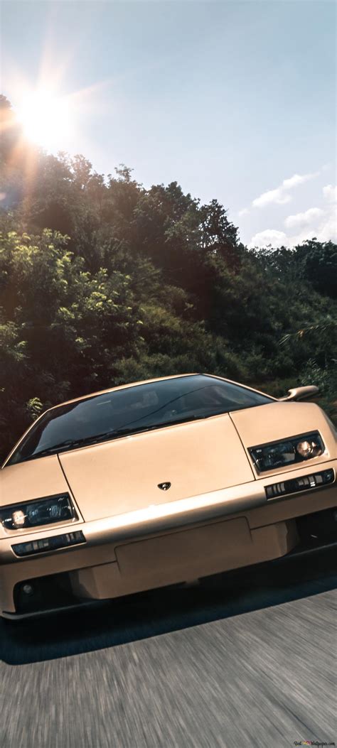 Gold Diablo Lamborghini 4K wallpaper download