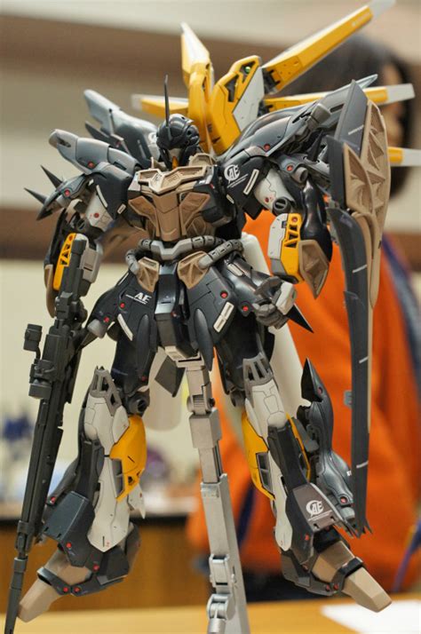 GUNDAM GUY: 1/100 Sinanju - Custom Build [Updated 11/20/12]