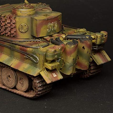 Tiger Panzer Pz Kpfw VI Ausf E Early Edition with 2 Tankman Figures ...