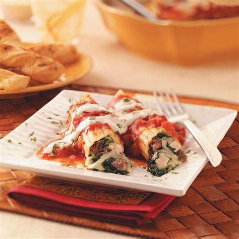 Meaty Spinach Manicotti Recipe: How to Make It