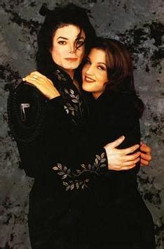 Michael Jackson and Lisa Marie Presley - Michael Jackson Photo ...