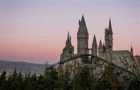 Wizarding World of Harry Potter Design - Universal Studios Hollywood ...