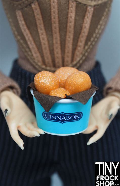 Zuru Mini Brands Cinnabon CinnaSweeties